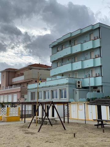 רימיני Hotel Acquamarina Viserba מראה חיצוני תמונה