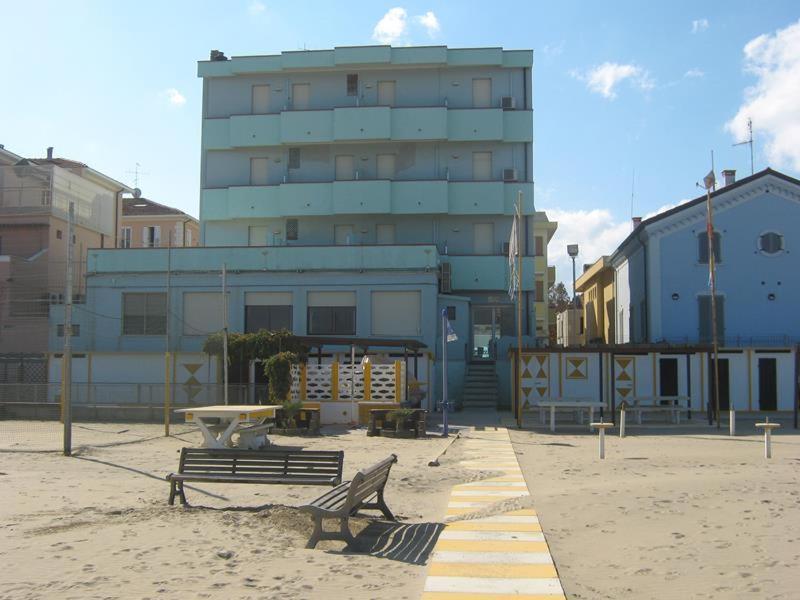 רימיני Hotel Acquamarina Viserba מראה חיצוני תמונה